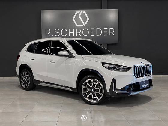 BMW X1 2.0 16V TURBO GASOLINA SDRIVE20I X-LINE STEPTRONIC BMW X1 2.0 16V TURBO GASOLINA SDRIVE20I X-LINE STEPTRONIC